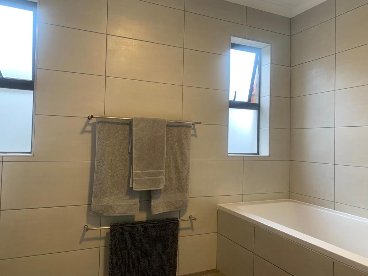 Melville Gap Guesthouse Johannesbourg Extérieur photo